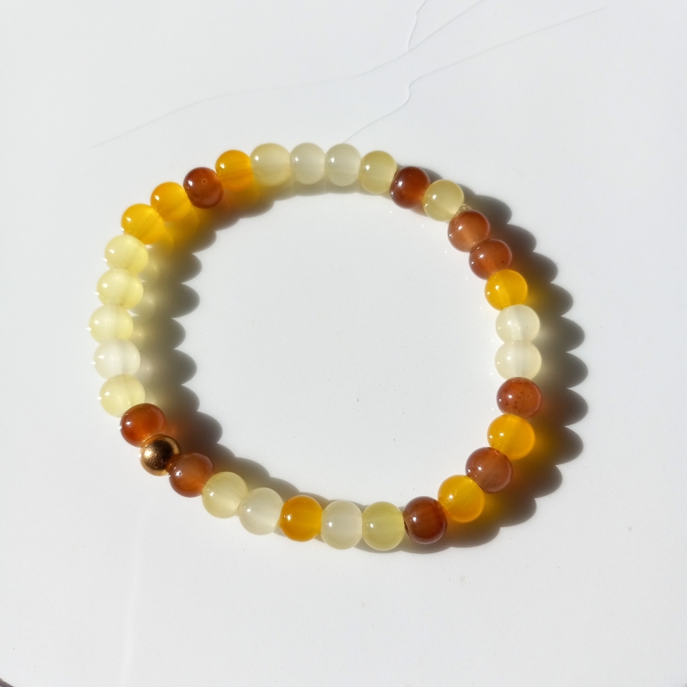 Handmade "Honey" Glass Bead Bracelet NWOT